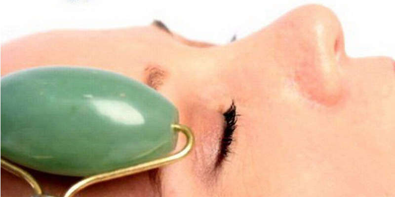 Rodillo de masaje facial de jade